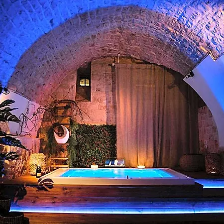 לינה וארוחת בוקר Apulia 4*